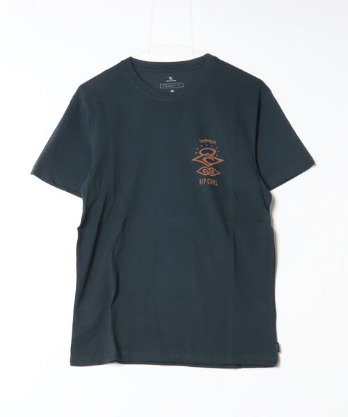 rip curl（リップカール）の「【RIPCURL（リップカール）】SEARCH ICON/バックプリント半袖Tシャツ（Tシャツ/カットソー・メンズ・ホワイト/ブラック/アクア/ブラウン系その他/グリーン系その他/グリーン系その他2/コーラル/ブラック系その他/ダークオリーブ/ライトブルー/マスタード/イエロー系その他・SMALL/MEDIUM/LARGE/X-LARGE/X-SMALL/XX-LARGE）」の6枚目の写真
