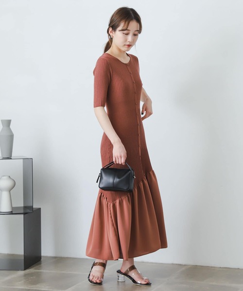 SENSE OF PLACE by URBAN RESEARCH(センスオブプレイスバイアーバンリサーチ)の「ドッキングニットマーメイドワンピース(ワンピース・レディース・ブラック/バーガンディー/ライトブルー・ONE)」の5枚目の写真