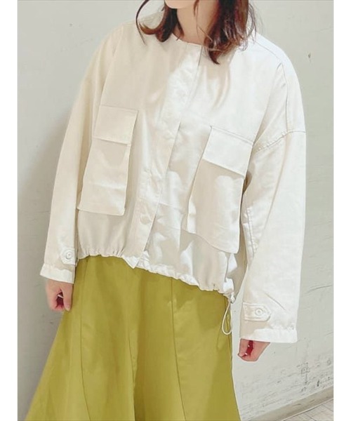 Samansa Mos2 blue（サマンサモスモスブルー）の「ノーカラーミリタリージャケット（ミリタリージャケット・レディース・ミント/ライトベージュ/チャコール・ﾌﾘ-）」の3枚目の写真