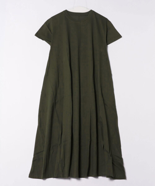 zootie（ズーティー）の「汗しみない マキシワンピース（ワンピース・レディース・杢グレー/グレイッシュブルー/オレンジ系その他2/ラベンダー/ブラック/ライトカーキ/モカ/ライトブルー/ネイビー/グレイッシュベージュ/ダークブラウン/ブルー系その他2/アイボリー/ダークグリーン/パープル系その他/レッド系その他/ミント/イエロー系その他/チャコール/ダークカーキ/ベージュ系・L-XL/M-L/S-M）」の13枚目の写真