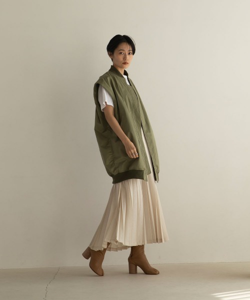 marjour（マージュール）の「MA-1 VEST（MA-1・レディース・カーキ・M）」の2枚目の写真