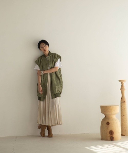 marjour（マージュール）の「MA-1 VEST（MA-1・レディース・カーキ・M）」の5枚目の写真