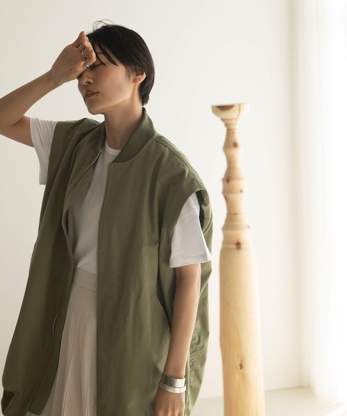 marjour（マージュール）の「MA-1 VEST（MA-1・レディース・カーキ・M）」の14枚目の写真
