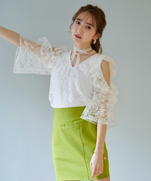 VIOLETTA（ヴィオレッタ）の「肩あきレーストップス（シャツ