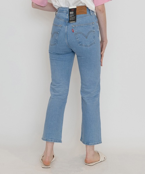 Levi's（リーバイス）の「RIBCAGE クロップ ブーツカット JAZZ AWAY（デニムパンツ・レディース・インディゴブルー・24inch/25inch/26inch/27inch/23inch/28inch）」の3枚目の写真