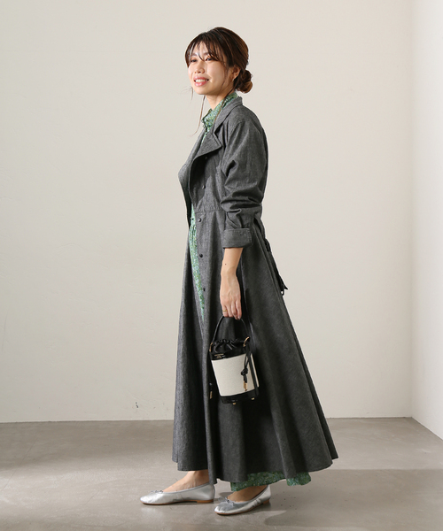 La TOTALITE(ラトータリテ)の「LaTotalite avec H デニムコートワンピ◆(ワンピース・レディース・ブラック/ネイビー・36/38)」の14枚目の写真