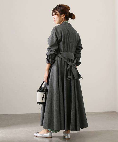 La TOTALITE(ラトータリテ)の「LaTotalite avec H デニムコートワンピ◆(ワンピース・レディース・ブラック/ネイビー・36/38)」の15枚目の写真