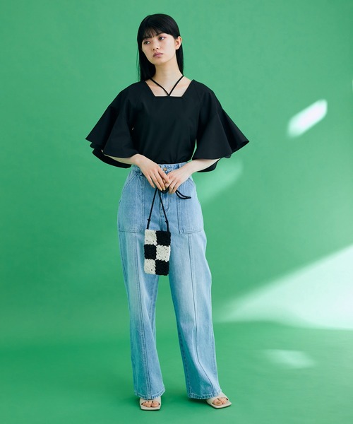 ADAM ET ROPE'（アダムエロペ）の「フラワー編みスマホポシェット（ショルダーバッグ・レディース・ブラック/オフホワイト・FREE）」の15枚目の写真