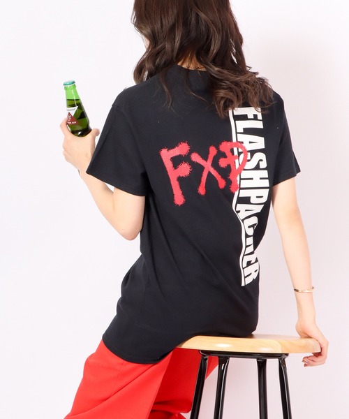 FLASH PACKER(フラッシュパッカー)の「FLASH PACKER 半袖Tシャツ(Tシャツ/カットソー・メンズ・ホワイト/パープル/ブラック・XL/M/L/S)」の1枚目の写真
