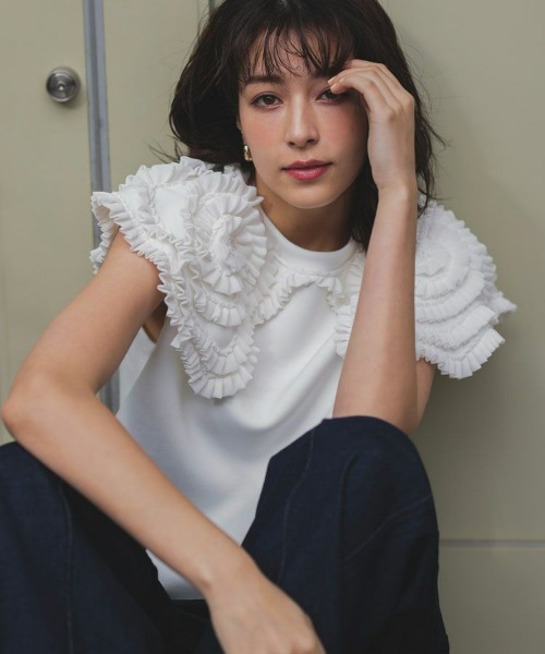 DONOBAN(ドノバン)の「フリルカラーノースリーブ(Tシャツ/カットソー・レディース・ホワイト/ブラック/ネイビー/グレー・FREE)」の9枚目の写真
