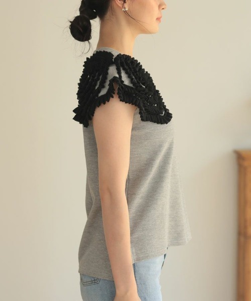 DONOBAN(ドノバン)の「フリルカラーノースリーブ(Tシャツ/カットソー・レディース・ホワイト/ブラック/ネイビー/グレー・FREE)」の21枚目の写真