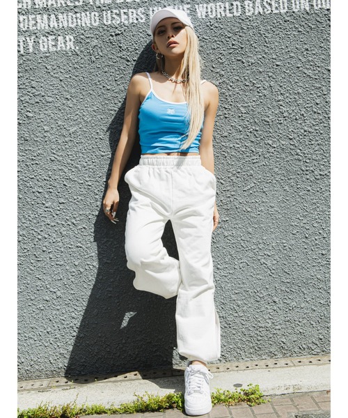 EGOIST（エゴイスト）の「サイドスリットジョガーパンツ（スウェットパンツ・レディース・ブラック/ホワイト・FREE）」の4枚目の写真