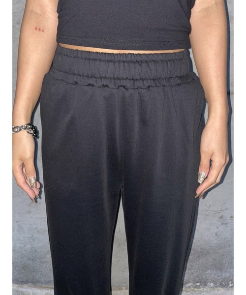 EGOIST（エゴイスト）の「サイドスリットジョガーパンツ（スウェットパンツ・レディース・ブラック/ホワイト・FREE）」の11枚目の写真
