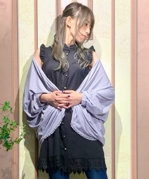 axes femme(アクシーズファム)の「UVカットドルマンカーデ(カーディガン/ボレロ・レディース・ブラック/サックスブルー/キナリ・FREE)」の3枚目の写真