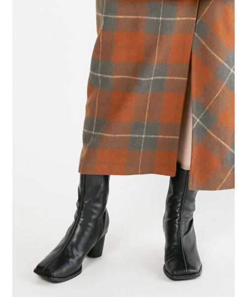 MURUA（ムルーア）の「シームミドルブーツ（ブーツ・レディース・アイボリー/ブラック/イエロー・35/36/37）」の3枚目の写真