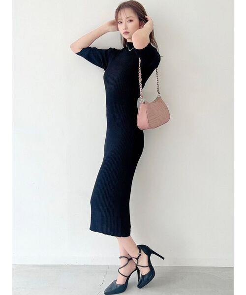 RESEXXY（リゼクシー）の「キルティングチェーンバッグ（ショルダーバッグ・レディース・ブラック/ピンク/アイボリー・FREE）」の4枚目の写真