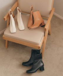 スクエアトゥカジュアルショートブーツ