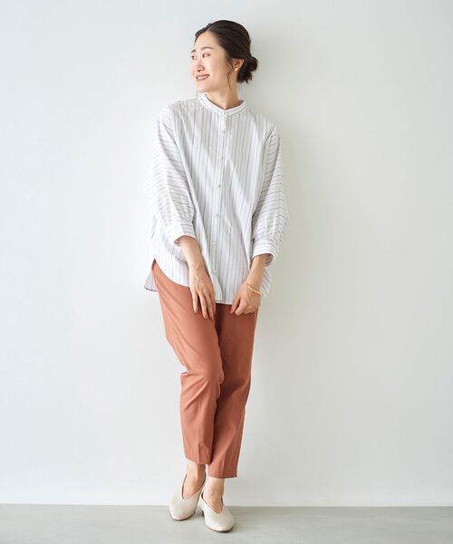 le.coeur blanc(ルクールブラン)の「アサレチックテーパードパンツ(スラックス・レディース・オレンジ/オリーブ/ネイビー・34/36/38/40)」の8枚目の写真