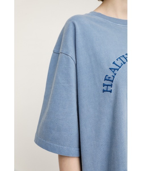 SLY(スライ)の「WASHED LOGO T/SH ウォッシュド ロゴ Tシャツ オーバーサイズ ビッグTシャツ(Tシャツ/カットソー・レディース・ブルー/ミント/ピンク/ホワイト・FREE)」の5枚目の写真