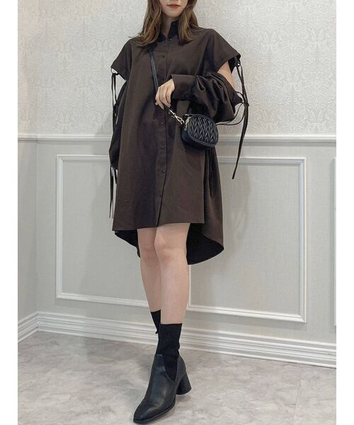 dazzlin(ダズリン)の「ソックスタイトショートブーツ(ブーツ・レディース・ブラック/ベージュ・MEDIUM/LARGE)」の14枚目の写真