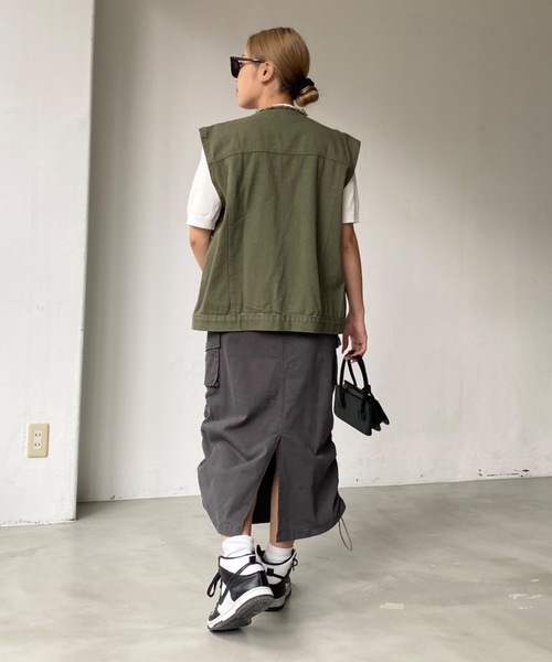 SHAGGIE（シャギー）の「サイドシャーリングミリタリーミディ丈スカート（スカート・レディース・ブラック/グレー/カーキ・SMALL/MEDIUM）」の19枚目の写真