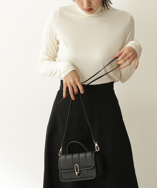 N.（N. Natural Beauty Basic）（エヌエヌナチュラルビューティーベーシック）の「【横田ひかるさん着用】◆キルティングフラップミニショルダーバッグ（ショルダーバッグ・レディース・ブラック/ピンク/ブラウン系その他・ﾌﾘ-）」の4枚目の写真