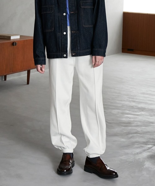 EMMA CLOTHES（エマクローズ）の「ピンタックルーズテーパードスウェットジョガーパンツ EMMA CLOTHES（スウェットパンツ・メンズ・ライラック/アイボリー/チャコール/セージグリーン/ブラック・S/M/L）」の9枚目の写真