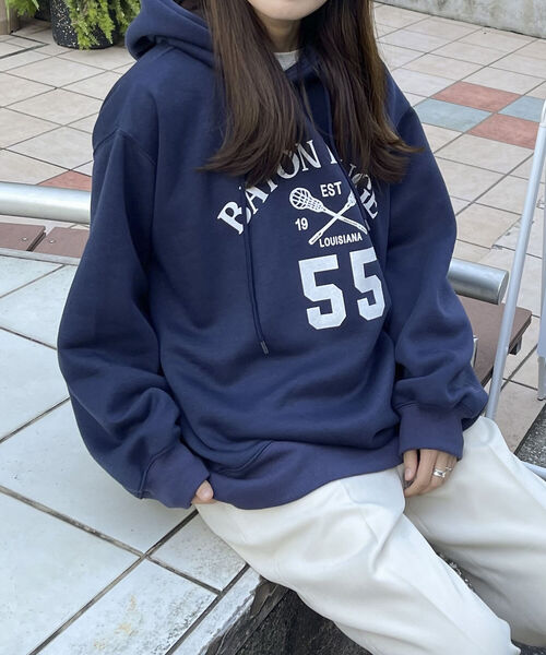 fredy emue(フレディエミュ)の「フード付きプリント起毛スウェット(スウェット・レディース・クリーム/ネイビー/グレー・38)」の19枚目の写真