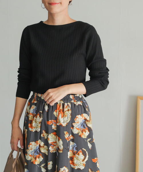 URBAN RESEARCH DOORS（アーバンリサーチドアーズ）の「ボートネックワイドリブニット（ニット/セーター・レディース・ブラック/アイボリー/ブルー/ピンク・MEDIUM/LARGE）」の3枚目の写真