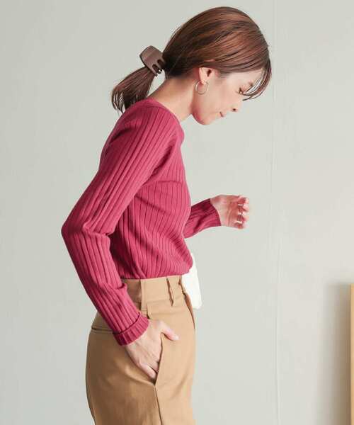 URBAN RESEARCH DOORS（アーバンリサーチドアーズ）の「ボートネックワイドリブニット（ニット/セーター・レディース・ブラック/アイボリー/ブルー/ピンク・MEDIUM/LARGE）」の13枚目の写真