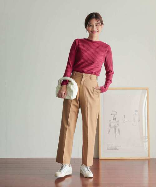 URBAN RESEARCH DOORS（アーバンリサーチドアーズ）の「ボートネックワイドリブニット（ニット/セーター・レディース・ブラック/アイボリー/ブルー/ピンク・MEDIUM/LARGE）」の17枚目の写真