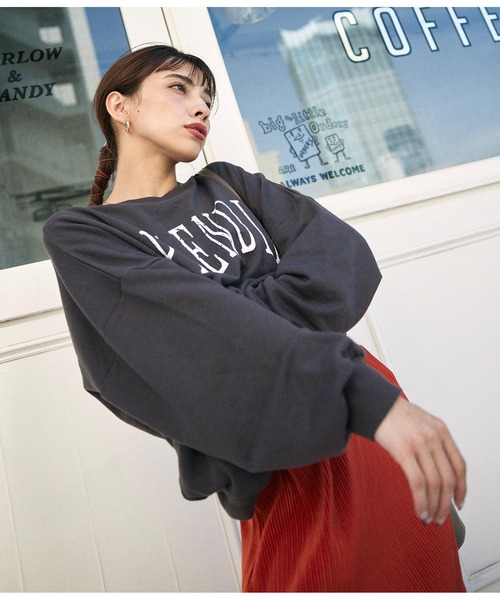 ANAP（アナップ）の「かすれプリント裏毛プルオーバー（スウェット・レディース・スミクロ/ライトグレー/ブラウン・FREE）」の5枚目の写真