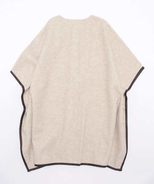 coca（coca）（コカ）の「ニットモッサパイピングポンチョ（ポンチョ・レディース・アイボリー・ONE SIZE）」の14枚目の写真