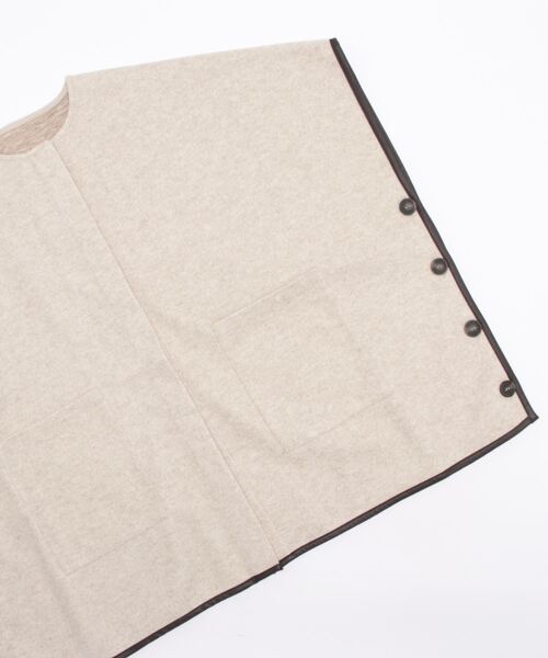 coca（coca）（コカ）の「ニットモッサパイピングポンチョ（ポンチョ・レディース・アイボリー・ONE SIZE）」の16枚目の写真