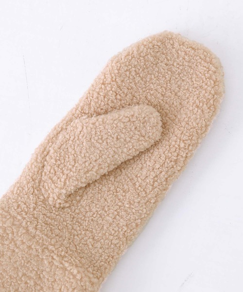 osharewalker（オシャレウォーカー）の「『ボアミトングローブ』（手袋・レディース・ベージュ/ブラック・FREE）」の8枚目の写真