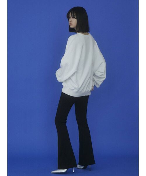 EMODA(エモダ)の「マークロゴオーバートップ(Tシャツ/カットソー・レディース・ピンク/ホワイト/ブラック/ブルー/グレー・FREE)」の8枚目の写真