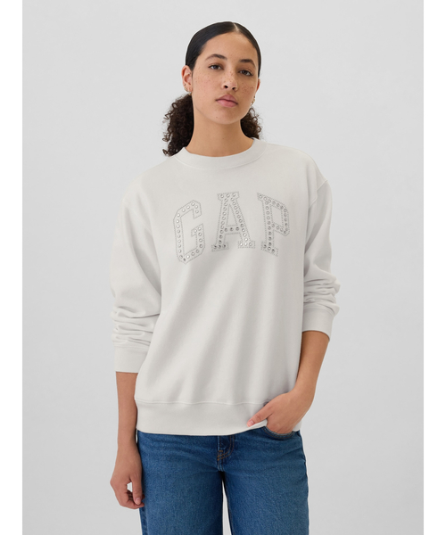 GAP（ギャップ）の「GAPロゴフリース スウェット・トレーナー（スウェット・レディース・ライトブルー/マルチ/イエロー/ブルー/パープル/その他/ネイビー/ホワイト×ブラック/ブルー系その他/ブルー系その他2/イエロー系その他2/ピンク/ベージュ/ホワイト/レオパード/パープル系その他/グリーン/レッド/ブラウン/ブラック・XL/XXS/M/L/XS/S）」の2枚目の写真