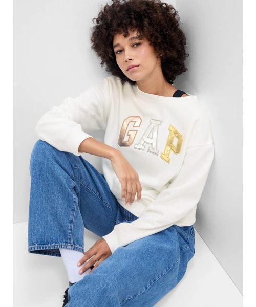 GAP（ギャップ）の「GAPロゴフリース スウェット・トレーナー（スウェット・レディース・ライトブルー/マルチ/イエロー/ブルー/パープル/その他/ネイビー/ホワイト×ブラック/ブルー系その他/ブルー系その他2/イエロー系その他2/ピンク/ベージュ/ホワイト/レオパード/パープル系その他/グリーン/レッド/ブラウン/ブラック・XL/XXS/M/L/XS/S）」の18枚目の写真