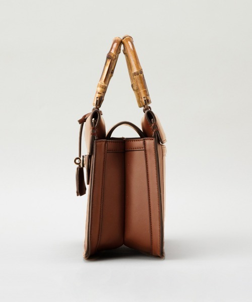 LE VERNIS(ル・ベルニ)の「LE VERNIS(ル・ベルニ)LOU BOSTON BAG(ショルダーバッグ・レディース・キャメル/ブラック・FREE)」の20枚目の写真