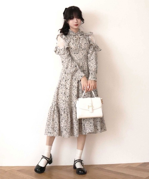 TITTY&CO.（ティティーアンドコー）の「【TITTY&CO.】トワルドジュイフラワーワンピース（ワンピース・レディース・ホワイト系/ベージュ系/アイボリー・FREE/X-SMALL）」の8枚目の写真