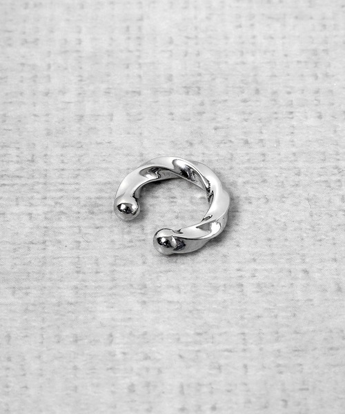 LION HEART（ライオンハート）の「LH-1 イヤーカフ（イヤーカフ・メンズ・シルバー/ブラック系その他/シルバー系その他/ブラック系その他2/ブラック系その他3/シルバー系その他2/シルバー系その他3/シルバー系その他4/ライトブラック・ONE SIZE）」の7枚目の写真