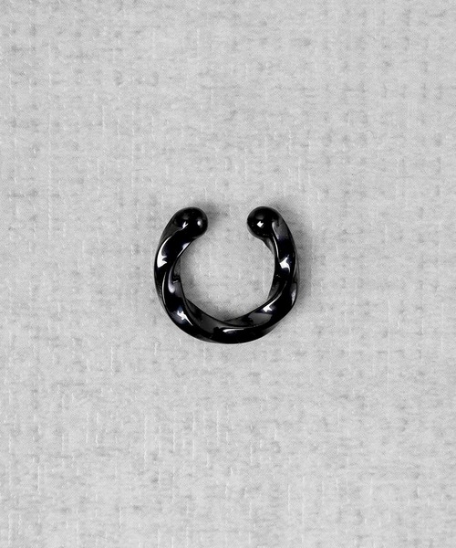 LION HEART（ライオンハート）の「LH-1 イヤーカフ（イヤーカフ・メンズ・シルバー/ブラック系その他/シルバー系その他/ブラック系その他2/ブラック系その他3/シルバー系その他2/シルバー系その他3/シルバー系その他4/ライトブラック・ONE SIZE）」の14枚目の写真