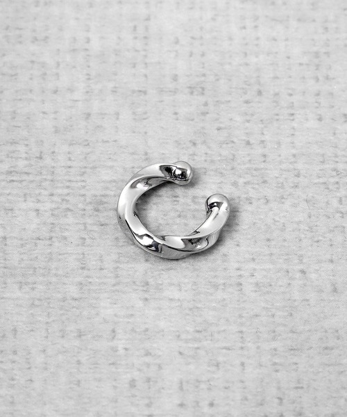 LION HEART（ライオンハート）の「LH-1 イヤーカフ（イヤーカフ・メンズ・シルバー/ブラック系その他/シルバー系その他/ブラック系その他2/ブラック系その他3/シルバー系その他2/シルバー系その他3/シルバー系その他4/ライトブラック・ONE SIZE）」の19枚目の写真