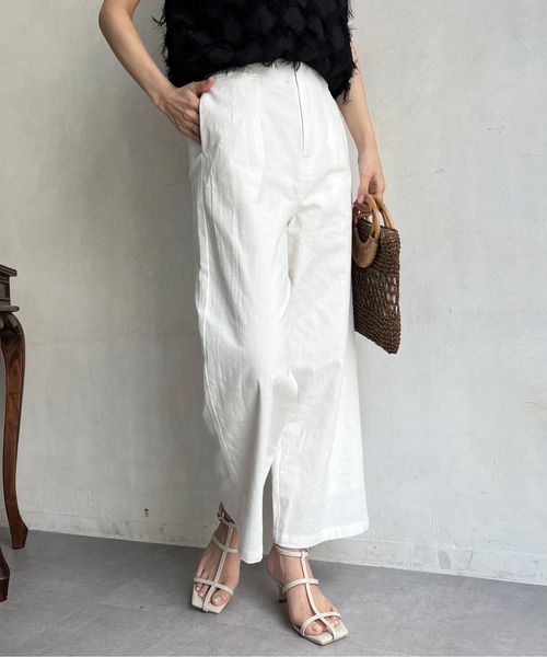 Chez toi(シェトワ)の「リネンストレッチストレートパンツ(その他パンツ・レディース・ブラック/オフホワイト/ブルー・FREE)」の2枚目の写真