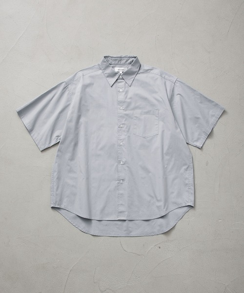 MONO-MART（モノマート）の「ワイドリラックスレギュラーカラーS/Sシャツ（シャツ/ブラウス・メンズ・ブラック/ブルー/ベージュ/ホワイト/ライトグレー/ブルー系/ベージュ系/グリーン系/ブラック系1/チャコールグレー/グレー系1/ブルー系2・L/M）」の15枚目の写真