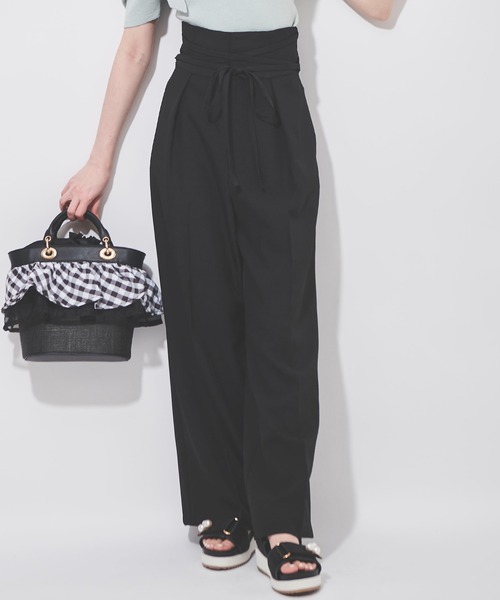 31 Sons de mode（トランテアン　ソン　ドゥ　モード）の「クロスベルトワイドパンツ（その他パンツ・レディース・ブラック/ピンク/ライトグリーン・36/38）」の2枚目の写真