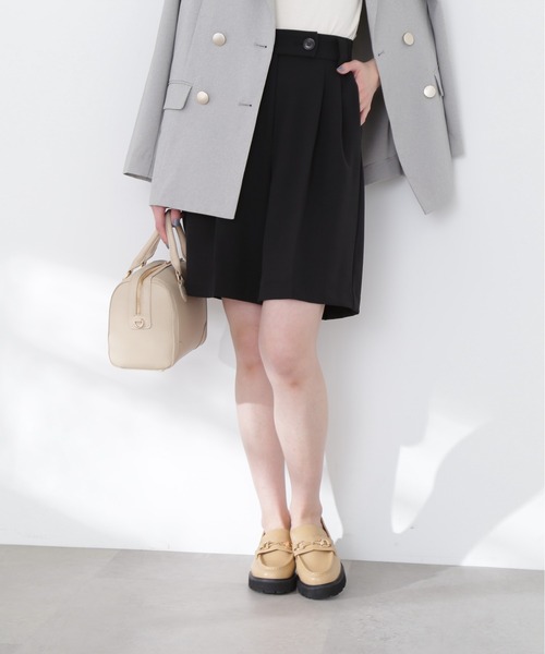 N.（N. Natural Beauty Basic）（エヌエヌナチュラルビューティーベーシック）の「◆２タックショートパンツ（その他パンツ・レディース・ベージュ/ブラック・MEDIUM）」の4枚目の写真