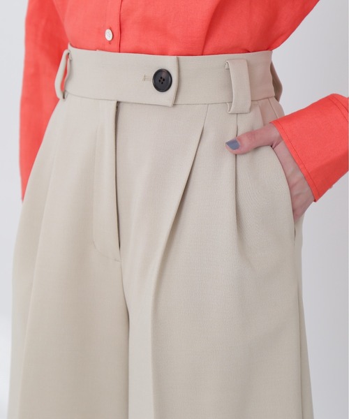 N.（N. Natural Beauty Basic）（エヌエヌナチュラルビューティーベーシック）の「◆２タックショートパンツ（その他パンツ・レディース・ベージュ/ブラック・MEDIUM）」の10枚目の写真