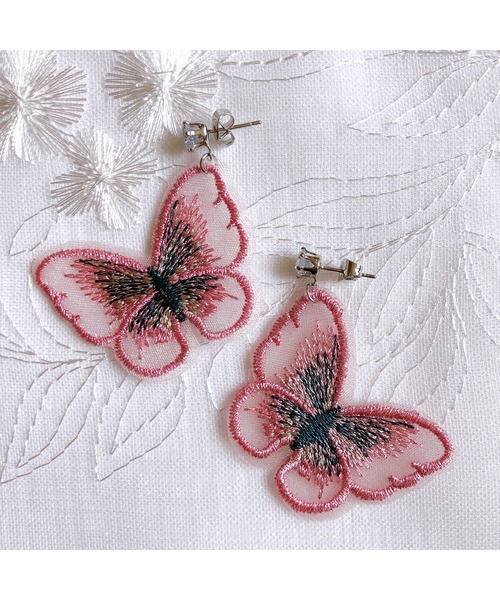 tone(トーン)の「【fuwari】ジルコニア 蝶々 ピアス(MA)(ピアス(両耳用)・レディース・ブルー/ピンク/グリーン/ゴールド・FREE)」の1枚目の写真