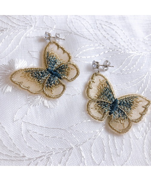 tone(トーン)の「【fuwari】ジルコニア 蝶々 ピアス(MA)(ピアス(両耳用)・レディース・ブルー/ピンク/グリーン/ゴールド・FREE)」の11枚目の写真